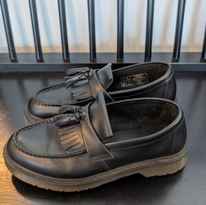 Dr Martens Adrian Smooth Leather Tassel Loafer Size 6 - Like New